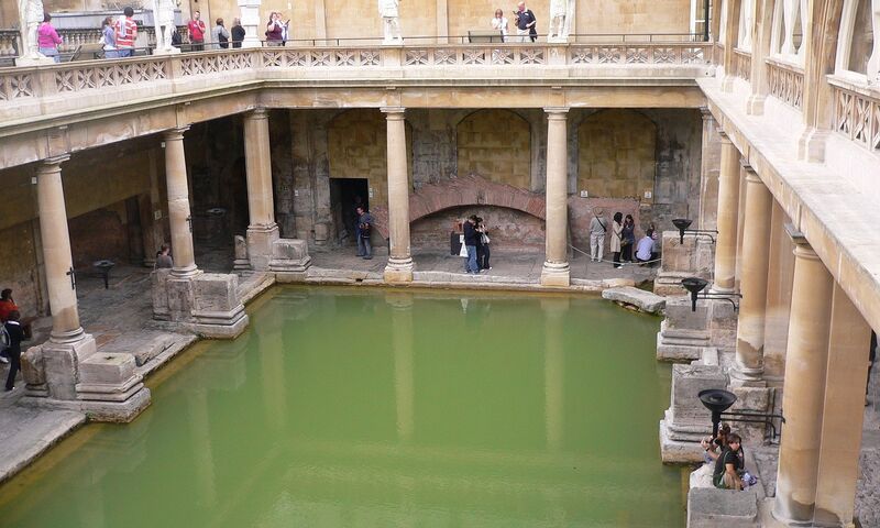 Windsor - Stonehenge - Bath Roman Baths